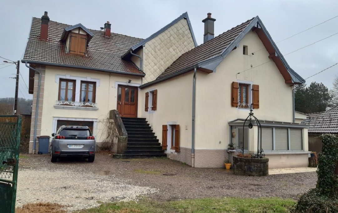 B&SO IMMO : House | CHAMPAGNEY (70290) | 235 m2 | 262 500 € 